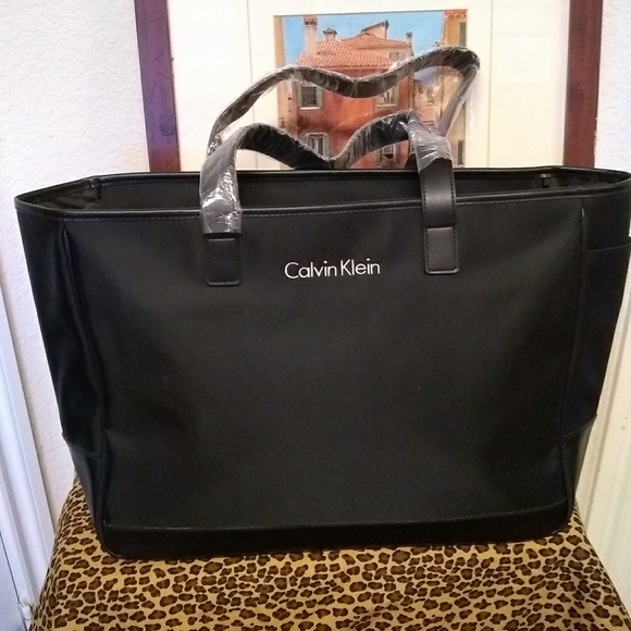 Calvin Klein Handbags - Offers!!!!   Calvin Klein tote bag